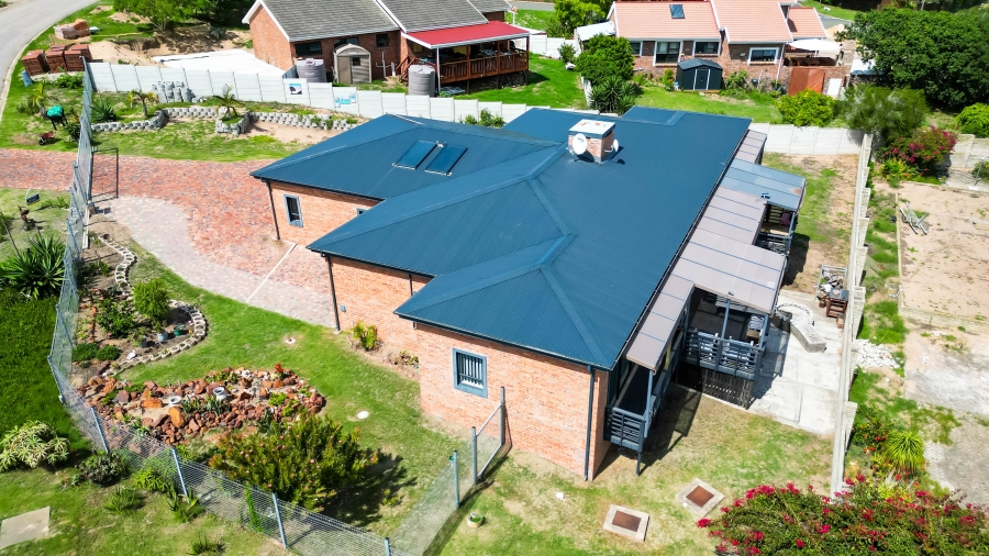 4 Bedroom Property for Sale in Klein Brak Western Cape